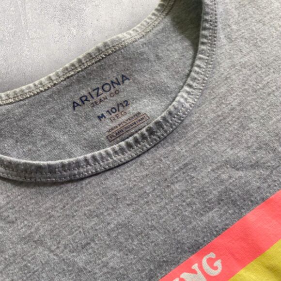 Rainbow Stripe Graphic "Good Morning" Gray Tee – Size M (10/12) - Picture 4 of 6